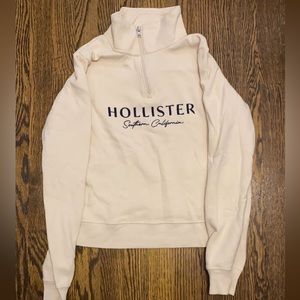 SIZE SMALL (fits like an xs) ZIP UP